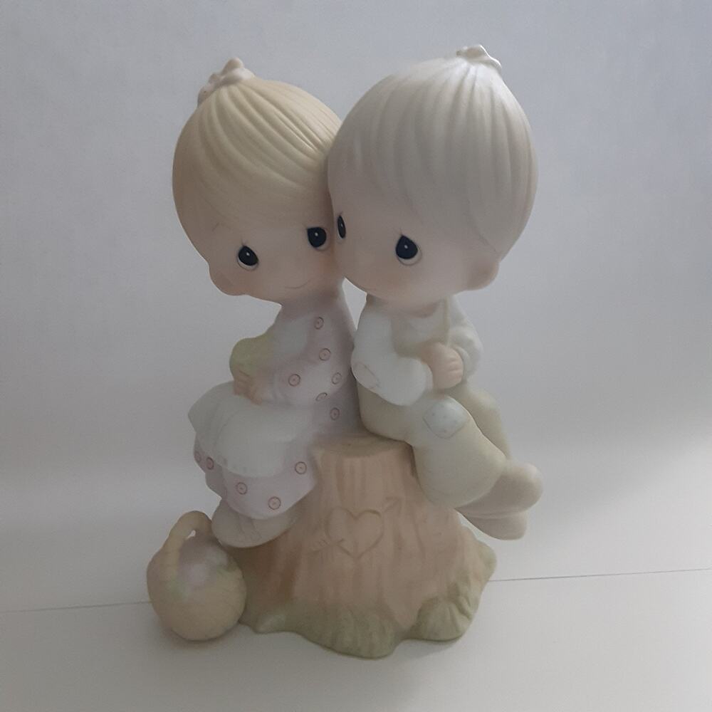 Precious Moments “Love One Another” Figurine E-1376 Enesco No Box